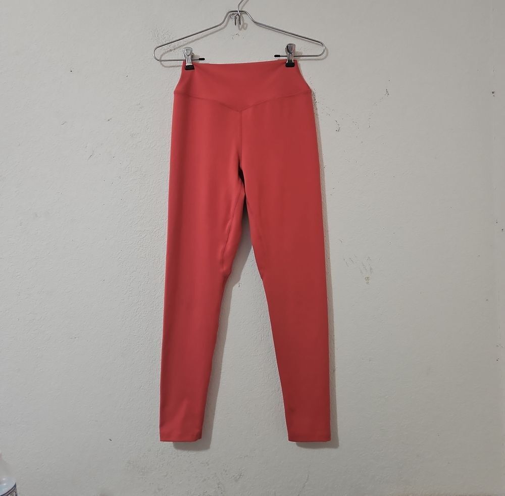 Balance Athletica (now rebranded as Vitality) activewear leggings Size Medium